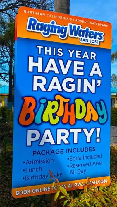 Aluminum Signs Photo